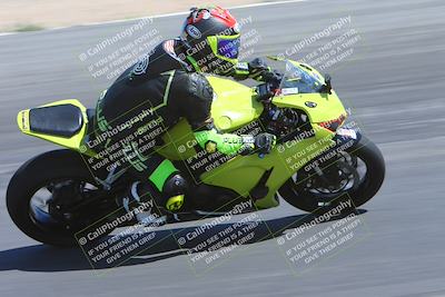 media/Mar-25-2024-Moto Forza (Mon) [[8d4319bd68]]/4-Novice Group/Session 4 (Turn 10 Inside)/